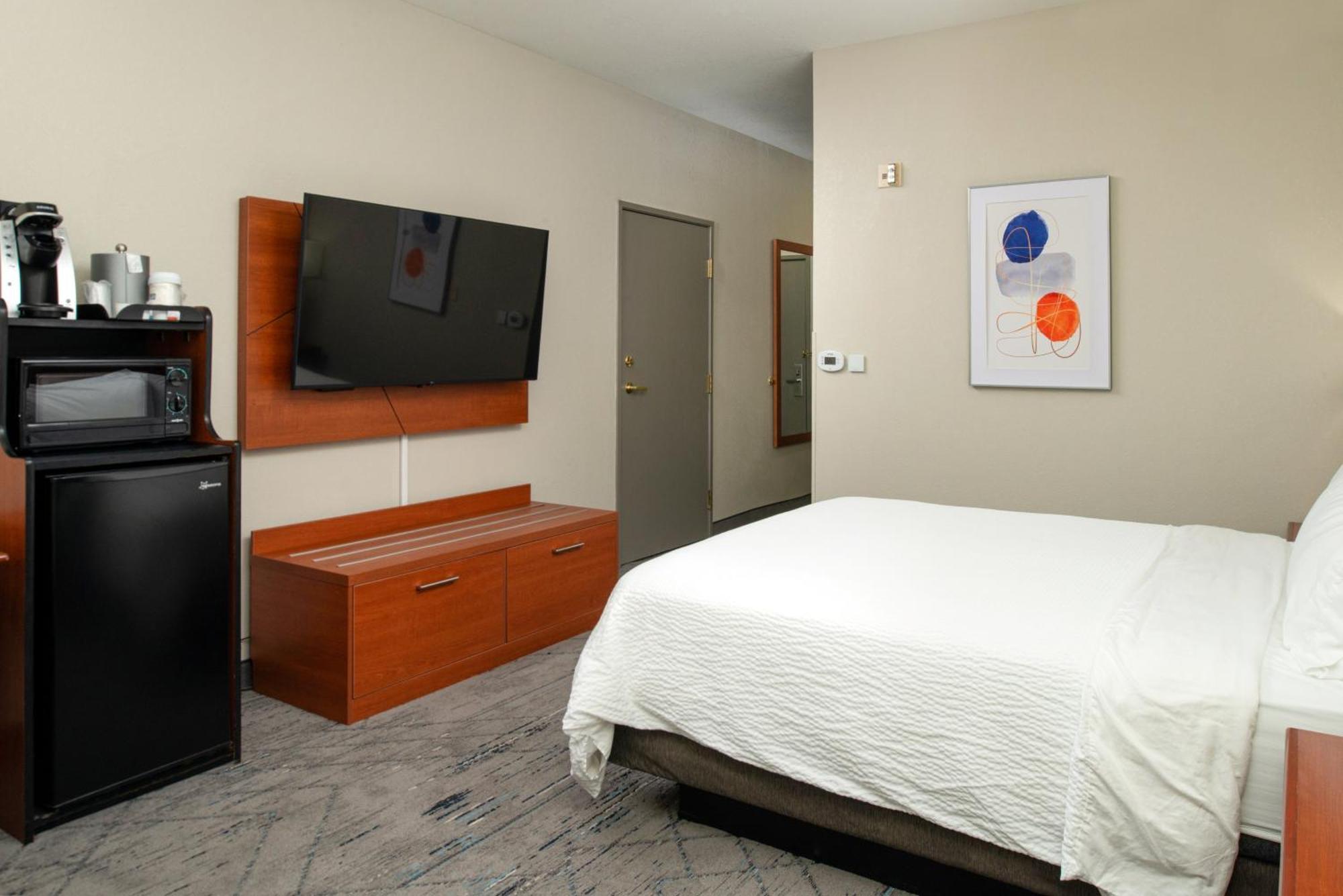 Holiday Inn Express Hotel & Suites Farmington By Ihg Exterior foto