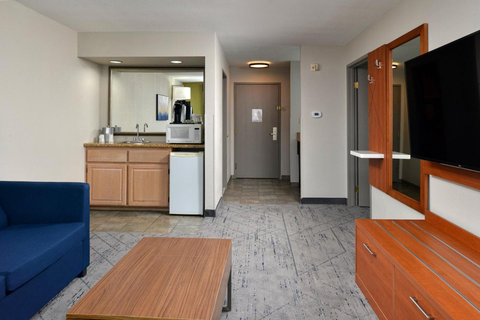 Holiday Inn Express Hotel & Suites Farmington By Ihg Exterior foto